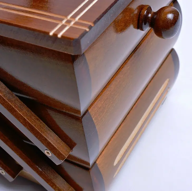 Niciarka średnia olcha - obrazek 3