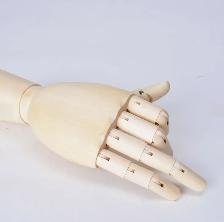 Ręka drewniana - obrazek 2